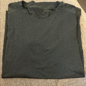 lululemon athletica Gray Short Sleeve Tee